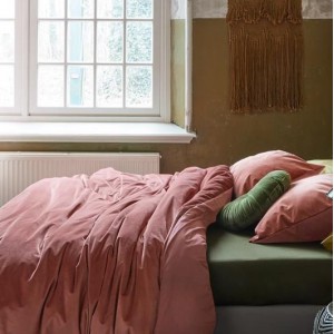Sale*Dekbedovertrek Ariadne at Home beddinghouse Tender Dark Pink